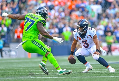 Russell Wilson Denver Broncos 2022 NFL 13"x19" Poster Super Gloss Print 19FDR Cover