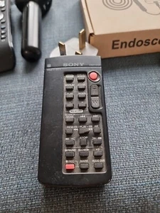 Sony RMT-811 Fernbedienung - Bild 1 von 2