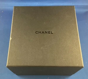 CHANEL WATCH BOX   VINTAGE - Imagen 1 de 4
