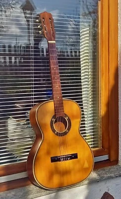 58. Alte massive Konzert - Gitarre von VOSS aus den 60er70er  Jahren, vintage - Bild 1 von 4