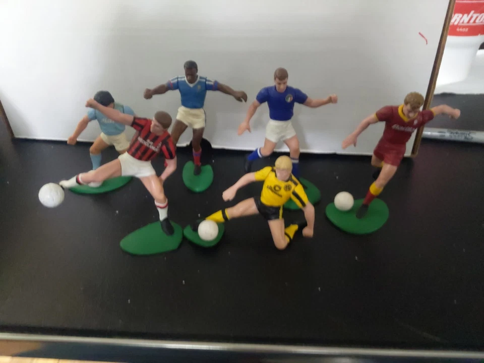 1989 VINTAGE SOCCER PLAYER FIGURES SPORT STARS LOT TONKA KENNER - Image 1 of 4