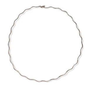 Collana vintage in argento sterling 925 con catenina ondulata strutturata 18,5” Italia - Foto 1 di 7