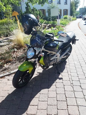 suzuki gladius sfv650 - Bild 1 von 3