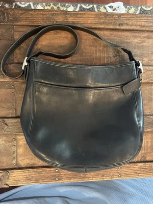 复古蔻驰切尔西 Soho A9D-6003 黑色斜挎包单肩包流浪汉钱包 — 第 1/4 张图片