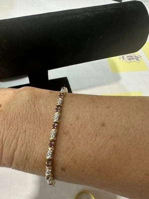 Yellow And White Gold Diamond Ruby Tennis Bracelet 7.5 In Long, 9.7g - Image 1 of 4