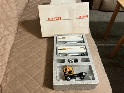 Winross May Trucking Co. REMOLQUE DOBLE RASTREADOR NUEVO Foto 1 de 4