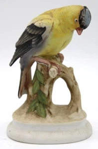 American Goldfinch Figurine Porcelain Black Cap Lefton Japan KW1251 Vtg - Picture 1 of 10