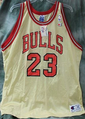 RARO NUNCA USADO! CAMISETA CAMPEÓN TALLA 48 MICHAEL JORDAN ORO #23 CHICAGO BULLS Foto 1 de 4