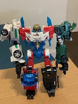 transformers combiner wars sky rein Foto 1 de 4