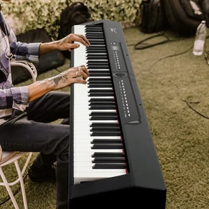 🎸FAST, FREE SHIPPING!🎸88 Key Foldable Electric Piano/Keyboard +Case! - Picture 1 of 7