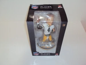 Brett Favre 2017 Packers Forever Collectibles Bobble Head #1079 of #2400 - Picture 1 of 5