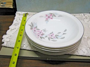 Lot of 5 LYNNBROOK JAPAN SOUP/CEREAL BOWLS Patt. No. 5864 Silver Trim Floral - Picture 1 of 1