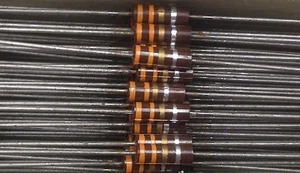 3R3 0.5W -VTM - CARBON Composition Resistors (Pack of 20) - Picture 1 of 4