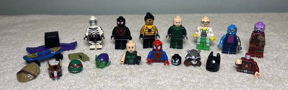 LEGO DC Marvel Minifiguras y Piezas Lote Zebra-Man Tarántula Miles Morales Nebulosa Foto 1 de 4