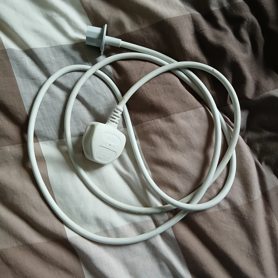 Apple iMac Power Cable Genuine - Image 1 of 1