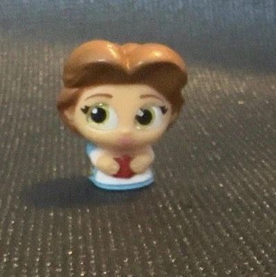 Disney Doorables - Belle - Beauty and the Beast - Series 4 - Common - Image 1 of 2
