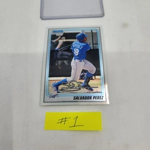 2010 Bowman Chrome BCP124 Salvador Perez 1st Prospect Base Rookie Card RC - Picture 1 of 2