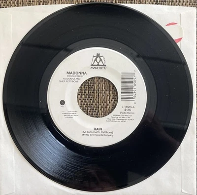 Madonna - Rain (Radio Remix) / Waiting - Maverick 7-18505 - M - Image 1 of 2