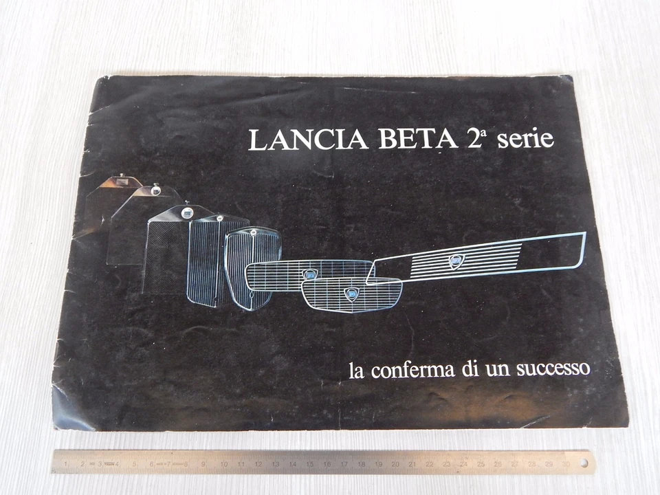 DEPLIANT ORIGINALE LANCIA BETA 2 SERIE 1300 1600 2000 SOLO BERLINA - Immagine 1 di 1