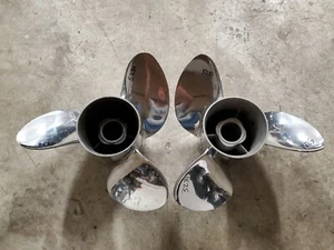 PAIR OF 14 1/2" X 22P EVINRUDE JOHNSON VIPER SS PROPELLERS, TBX, P5230 P5231 - Bild 1 von 12