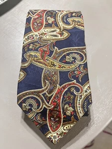 ABERCROMBIE & FITCH Navy Paisley Men’s Tie 57” Lx3.75”W 100% Silk Made In USA - Picture 1 of 5