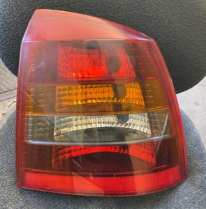 HOLDEN ASTRA TS 3/5dr HATCH RIGHT HAND TAILLIGHT Tinted/Smokey 1998-2006 - Picture 1 of 3