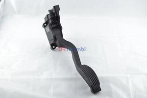PEDALE ACCELERATORE ALFA ROMEO ALFA 147 GT 1.9 cc JTD - ALFA ROMEO 50504914 - Imagen 1 de 6