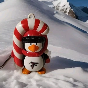 NFL Atlanta Falcons Equipo de Fútbol PINGÜINO Bastón de Caramelo Navidad Adorno Plástico - Imagen 1 de 6