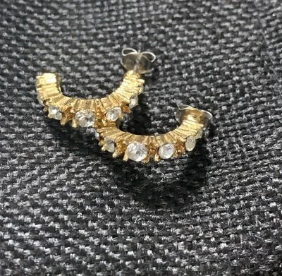 Vintage Gold Tone Hoop Clear Rhinestone Post 3/4 inch Earrings - L@@K - Изображение 1 из 4