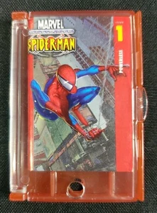 Raro portachiavi Marvel Mini fumetto 2003 Ultimate Spiderman numero 1 Powerless * - Foto 1 di 4