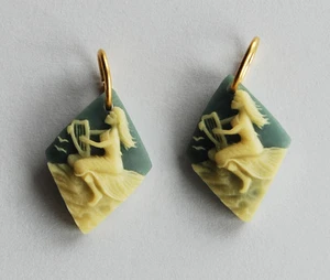 VINTAGE 2 PENDANT BEADS SIREN MERMAID HARP ON A ROCK • 20x15 • BLACK OR GRAY - Picture 1 of 5