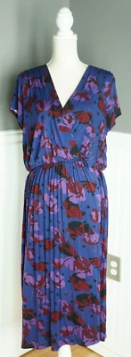 NUEVO Maxi Vestido ModCloth Para Mujer Talla XL Púrpura Estampado Floral Cuello en V Gorra Manga Nuevo con Etiquetas Foto 1 de 4