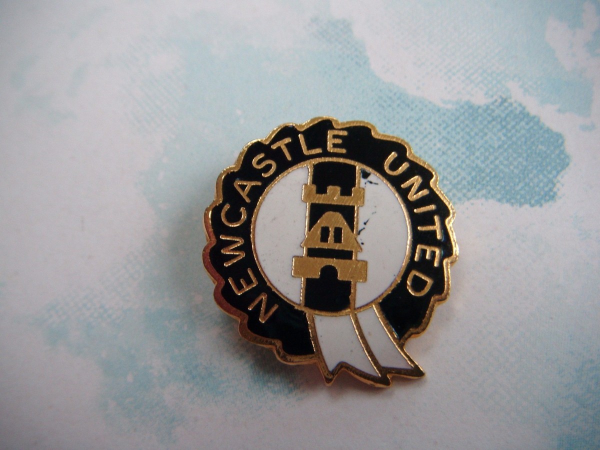 Newcastle United FC Metall-Anstecknadel - Offizieller Fan-Pin 25x25mm