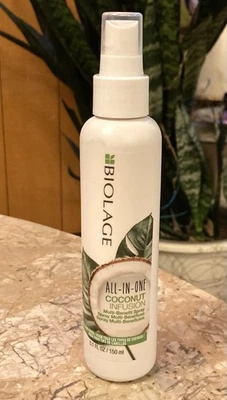 Biolage Todo en Uno Infusión de Coco Spray Multi-Beneficio 5.1 fl.oz Tratamiento Foto 1 de 4