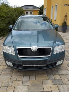 Skoda Octavia Kombi 1.6 zu verkaufen - Bild 1 von 10