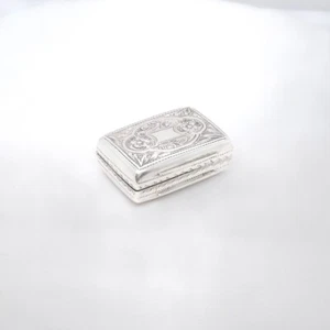 Antique English Victorian Sterling Silver Vinaigrette by Edward Smith, 1861 - Picture 1 of 14