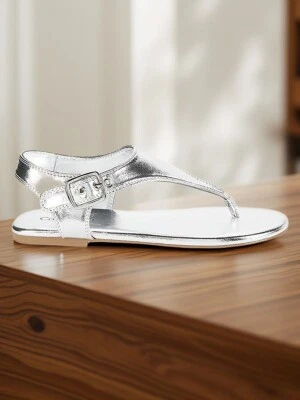 Sandalias de Tanga Calvin Klein Mujer Moraca Metálicas Punta Abierta Plateadas Talla 9M Nuevas con Etiquetas Foto 1 de 2