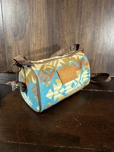 Pendleton Wool Travel Kit Bag Crossbody Purse Diamond Desert Pattern Bear Charm - Picture 1 of 13