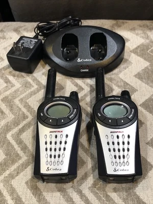 SET of 2 COBRA MICROTALK TWO WAY RADIO WALKIE TALKIES with CHARGER - Image 1 of 4