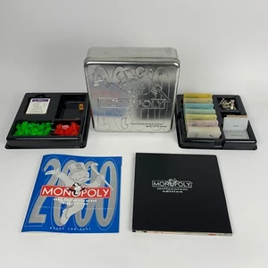 PEZZI DI RICAMBIO VINTAGE 2000 MONOPOLY MILLENNIUM EDITION PEZZI - Foto 1 di 111