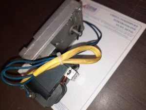 MOTOR DE ENGRANAJE MR 330N Elettrovago-Milán 230Vac 25W 50Hz Lote-1 pieza - Imagen 1 de 6