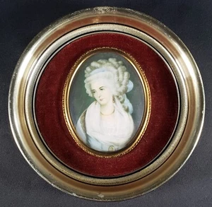 Cameo Art Mrs. Chaplin by George Romney Small Framed & Flocked Picture Print - Picture 1 of 3