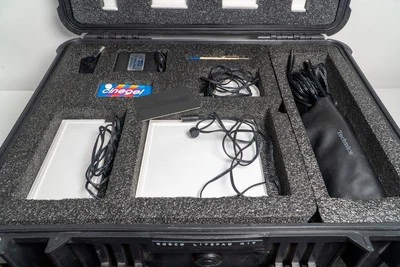 Rosco LED LitePad Gaffers Kit - 6 Light Panels & Accessories Daylight - Image 1 of 4