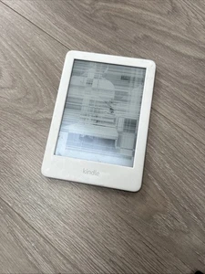Broken amazon kindle - Picture 1 of 2