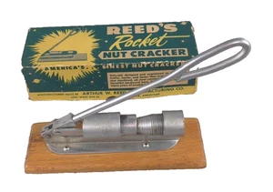 Vintage Reeds Rocket Nut Cracker Original Box Model R-300 Little Rock AR - Picture 1 of 10