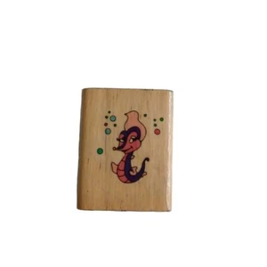 Seahorse Noteworthy Winnie LMWS77 Wood/Rubber Stamp Vintage -Mounted *INK STAIN - Picture 1 of 11