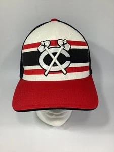 Cappello Chicago Blackhawks Mesh FlexFit Old Time Hockey L/XXL NHL Stripes LEGGI - Foto 1 di 8