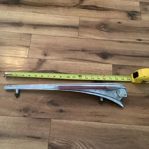 Pontiac Flying Chief 1948 de colección rojo Lucite Wing coche capó automático adorno 510565 - Imagen 1 de 8