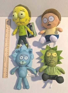 Rick and Morty viele (4) Plüschtiere Erwachsene Schwimmen.  Toxic And Glactic Figuren.  - Bild 1 von 5