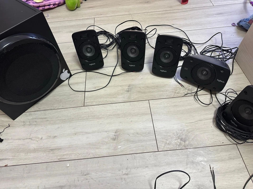 logitech z906 5.1 impianto hi-fi - Immagine 1 di 4